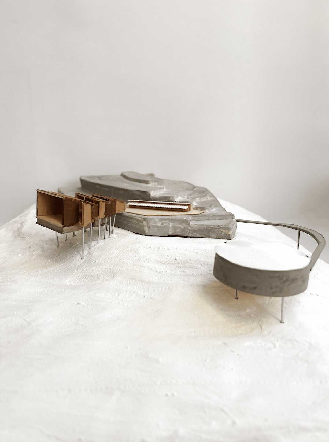 The site model of le Belvedere includes the three entities. 1.500